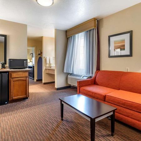 Best Western Luxury Inn Tracy Zewnętrze zdjęcie