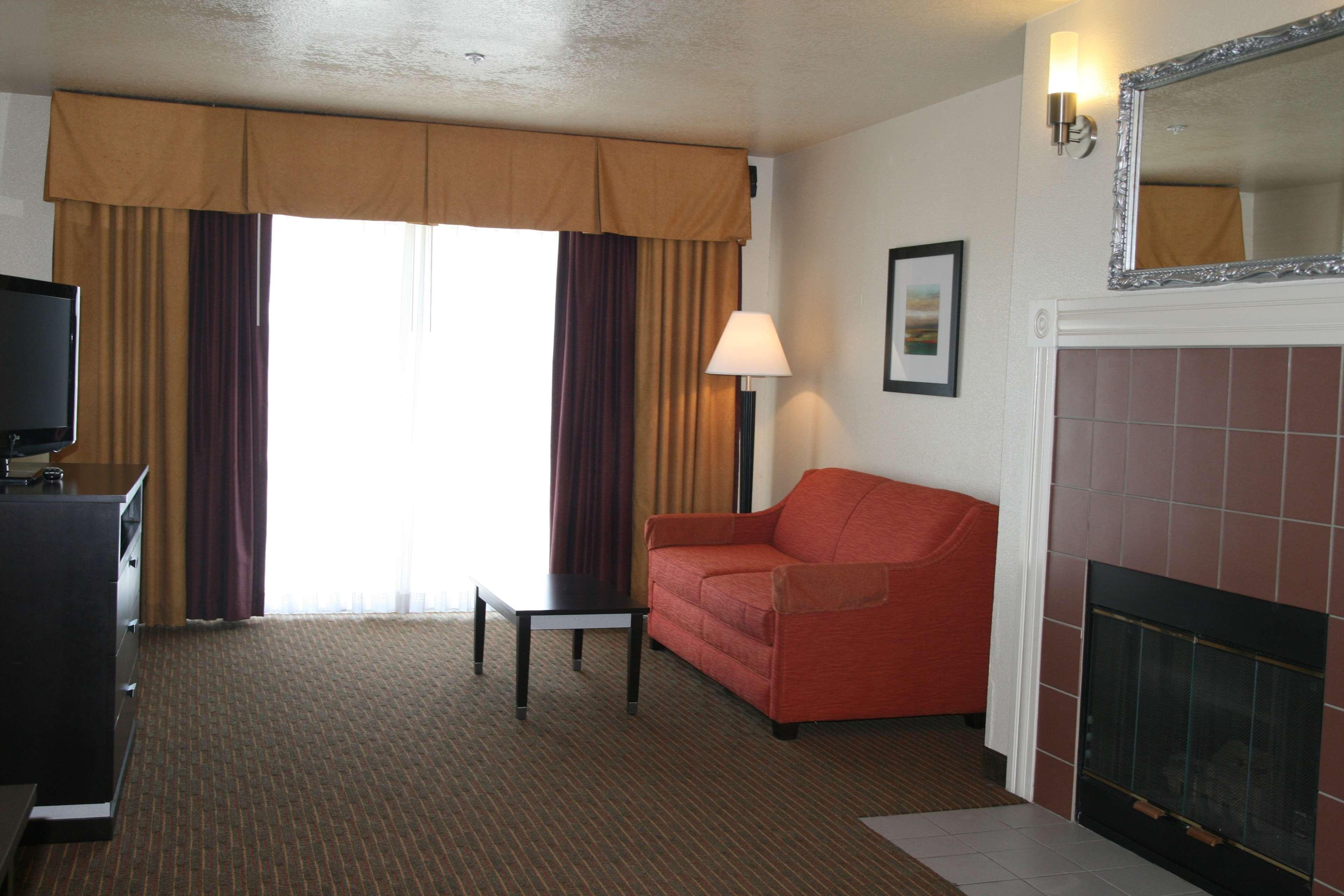 Best Western Luxury Inn Tracy Zewnętrze zdjęcie