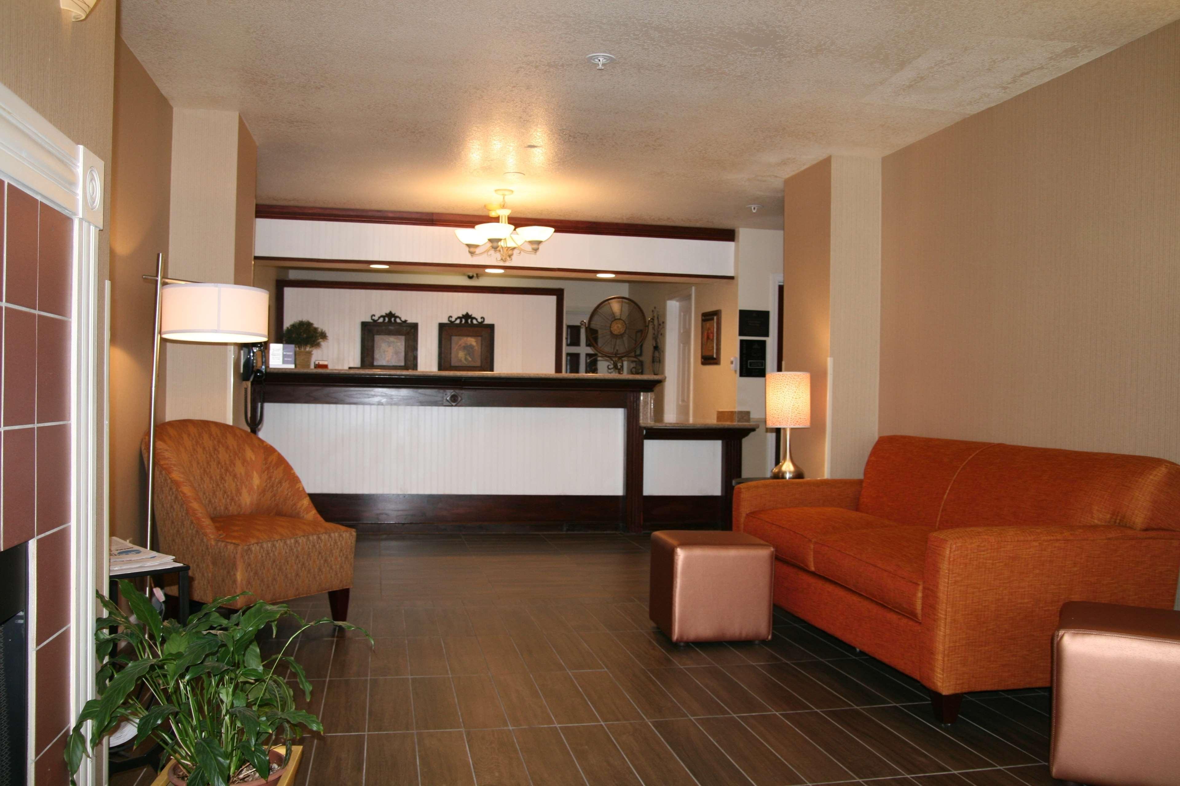 Best Western Luxury Inn Tracy Zewnętrze zdjęcie