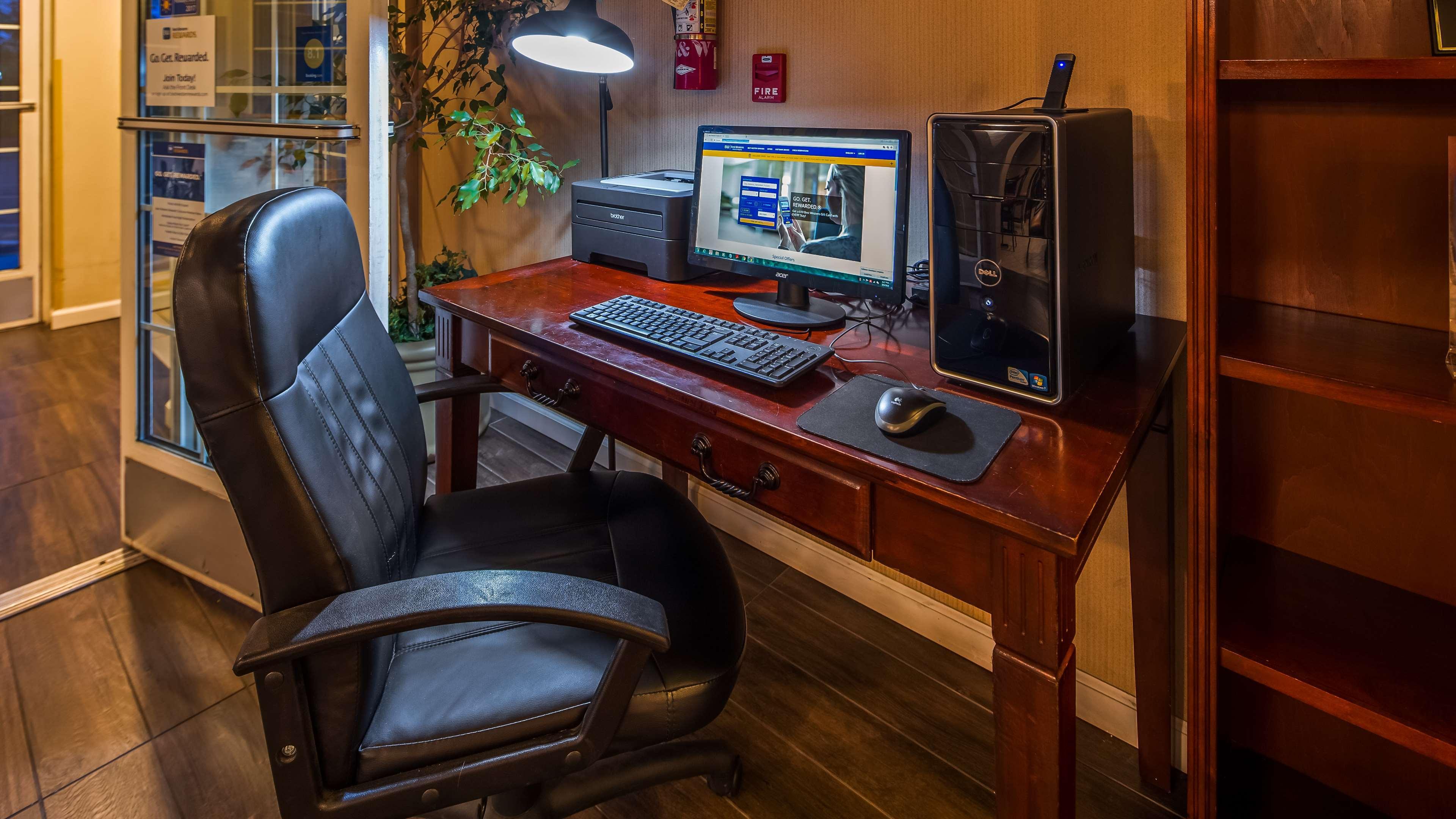 Best Western Luxury Inn Tracy Zewnętrze zdjęcie
