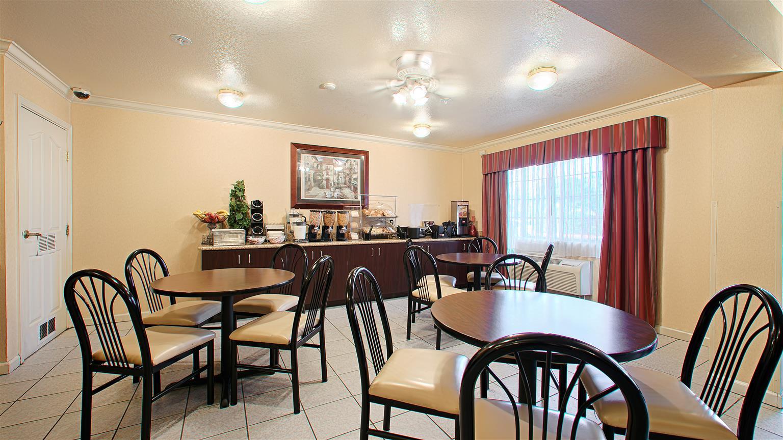 Best Western Luxury Inn Tracy Zewnętrze zdjęcie